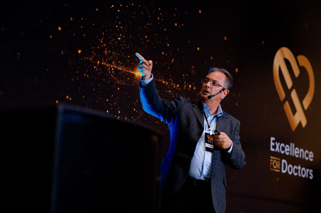 WhatsApp Image 2024-11-27 at 22.30.48 (1)